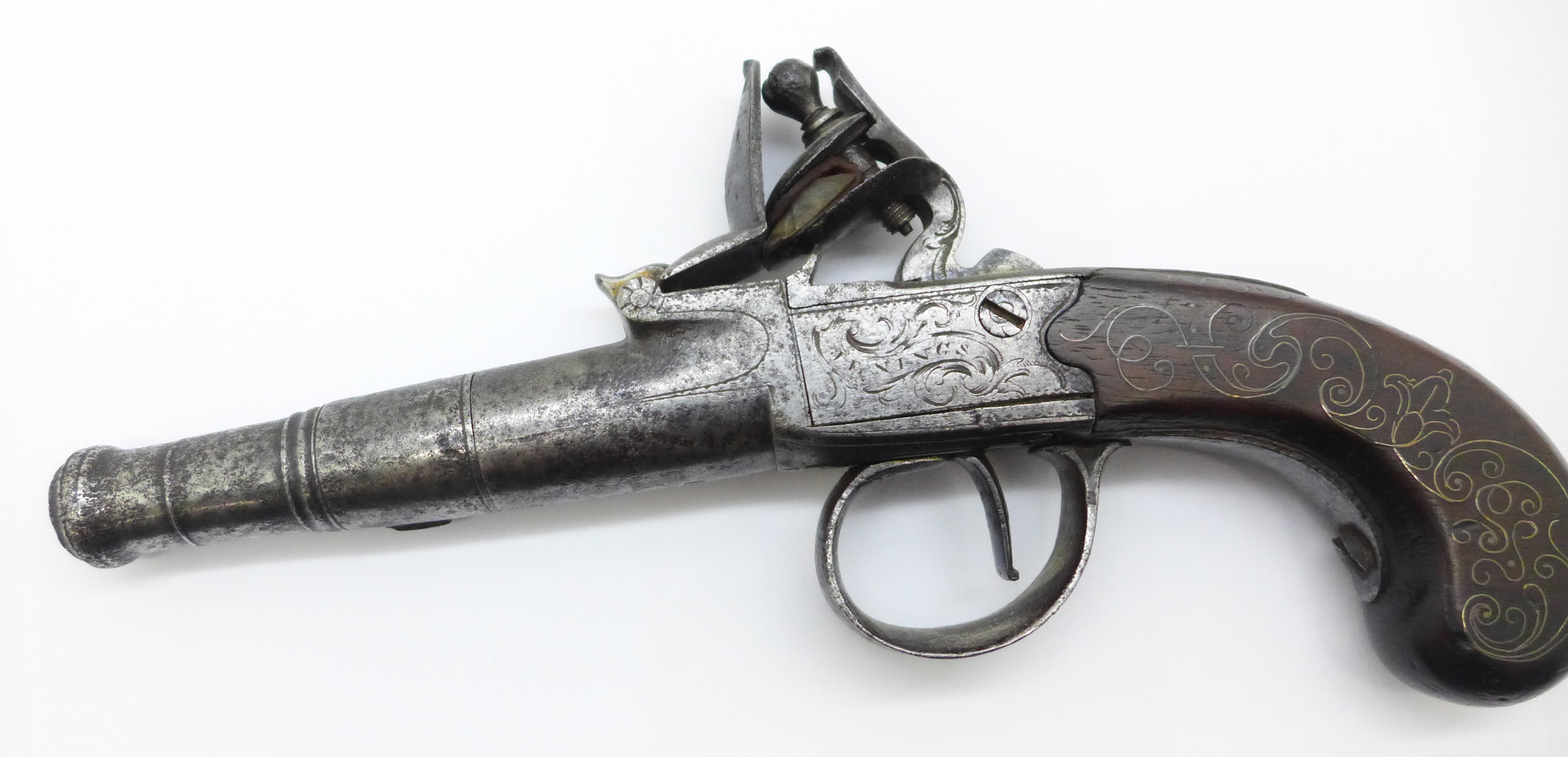 An early George III flintlock pistol, c1770, marked Jenings Gloster, with cannon turn-off barrel, - Bild 2 aus 6