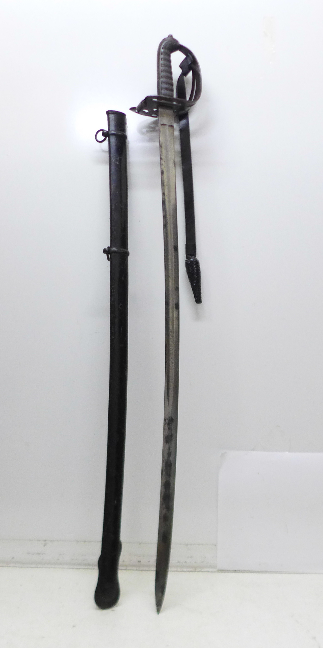 A Victorian British pattern 1827 Volunteer Rifle officer's sword with scabbard, the blade marked