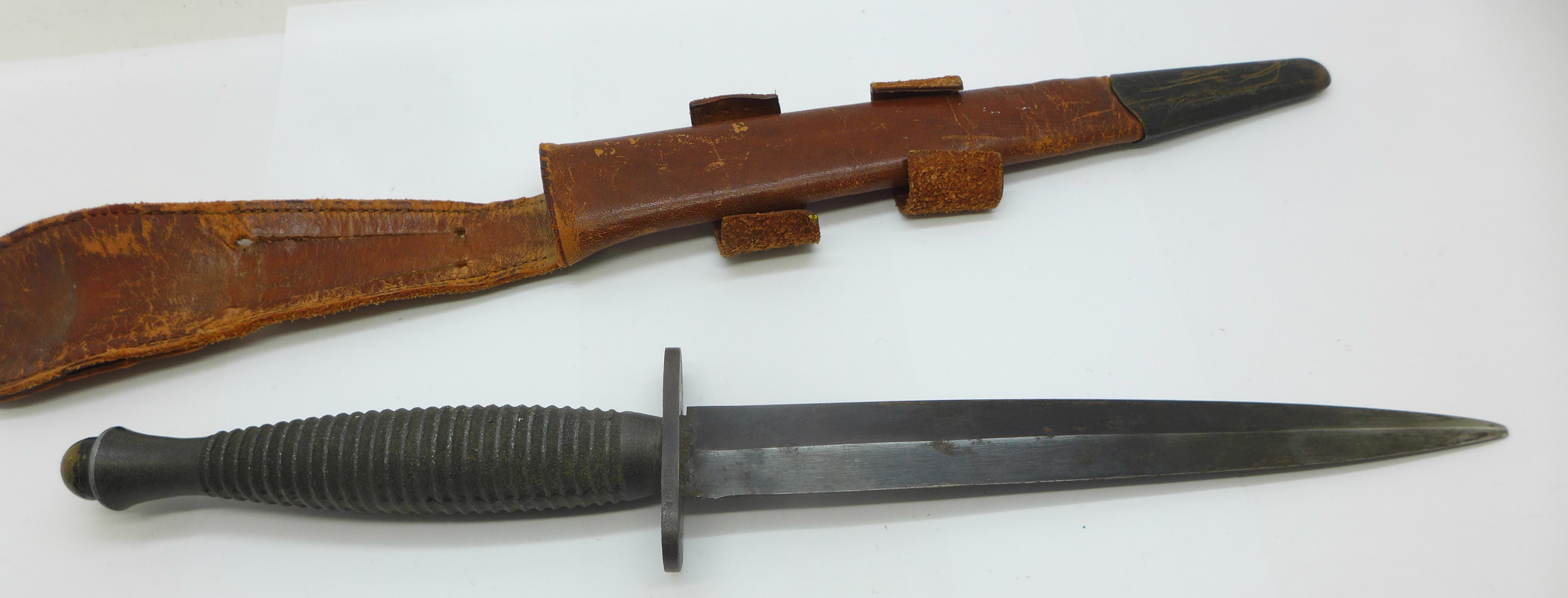 A commando knife with scabbard, tip of blade a/f - Image 3 of 4