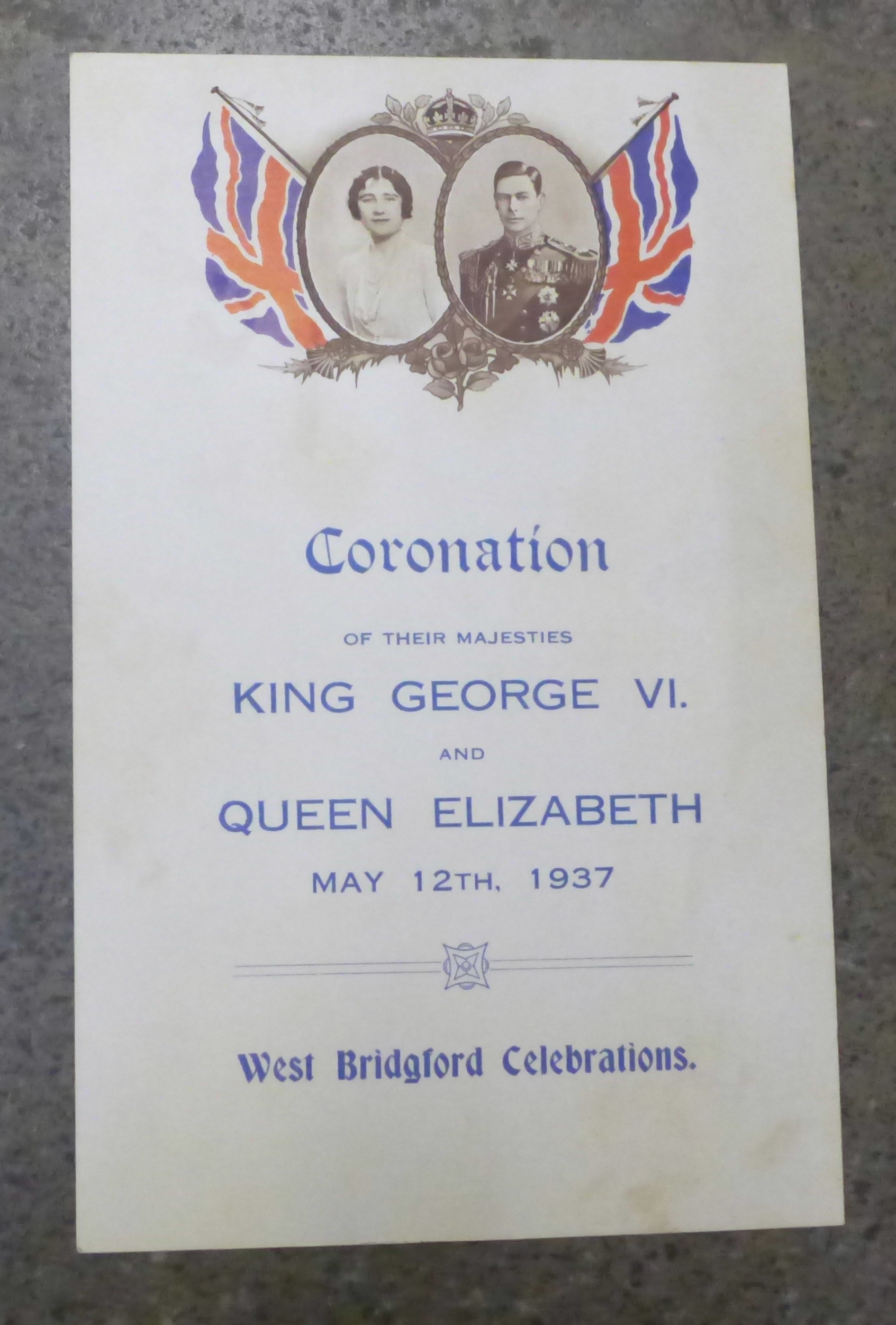 Royal commemorative items including a 1935 Silver Jubilee Nottingham Journal souvenir newspaper, a - Image 2 of 4