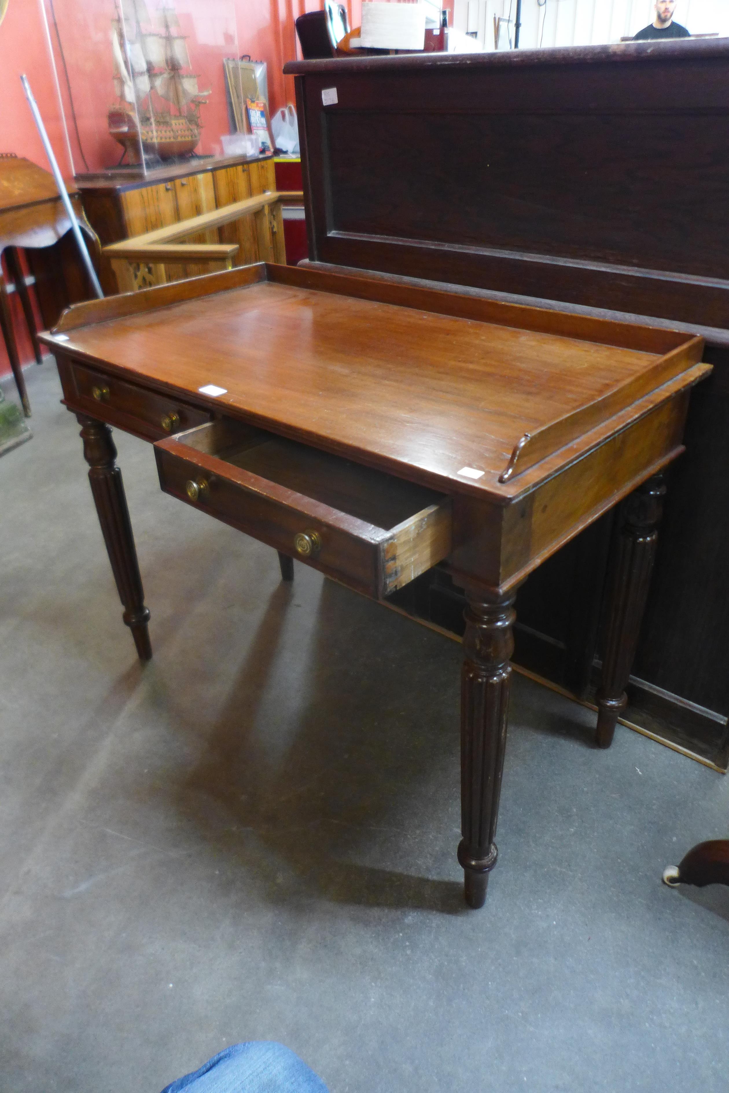 A George IV mahogany single drawer writing table, manner of Gillows, Lancaster - Image 2 of 2