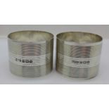 A pair of silver napkin rings, 68g