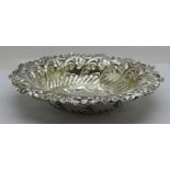 A late Victorian silver dish, Sheffield 1894, 129g, diameter 17cm