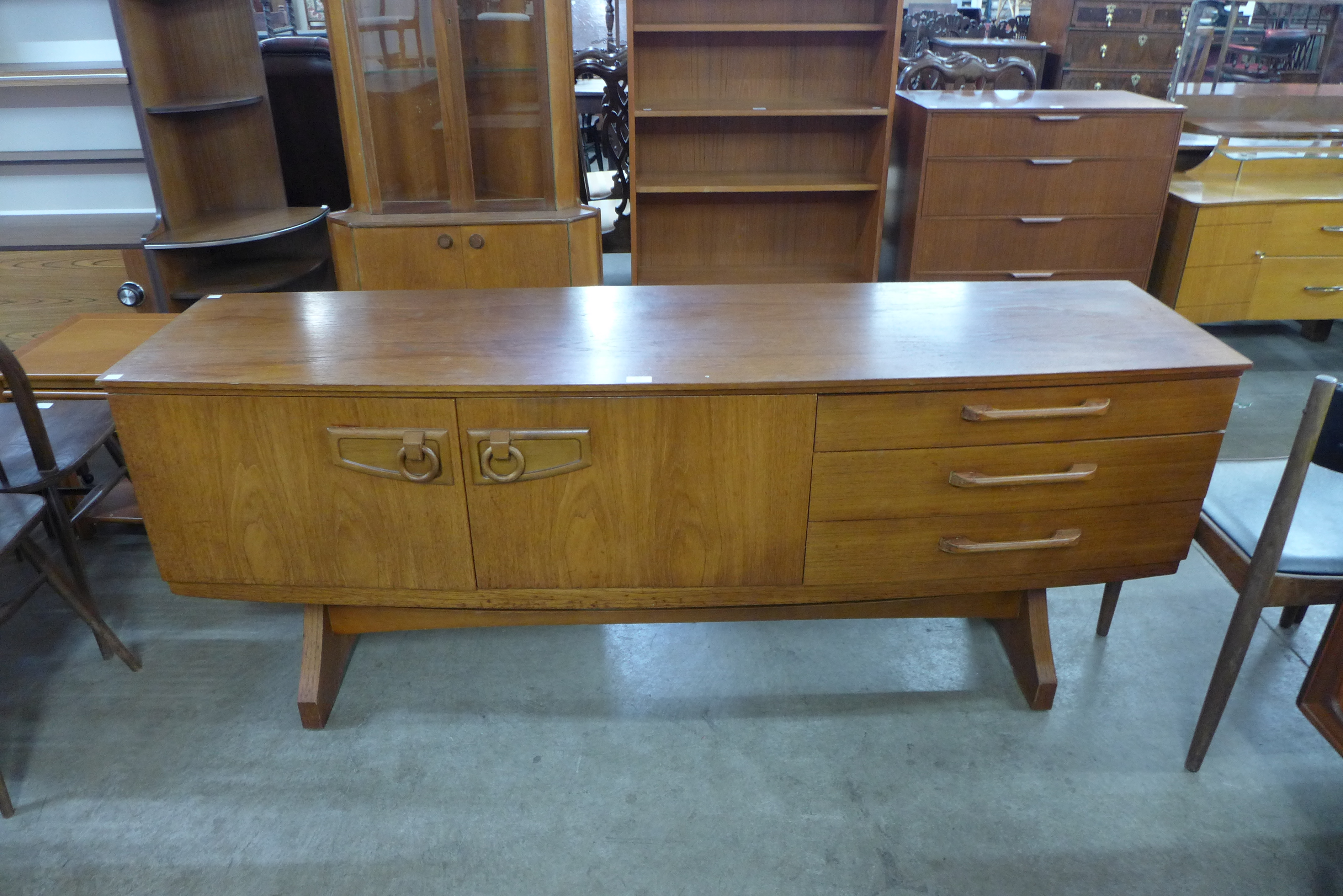 A Beautility teak sideboard - Bild 2 aus 3