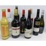 A box of wines and spirits, including Chianti, Prosecco, Vodka, Advocaat, etc. (10)