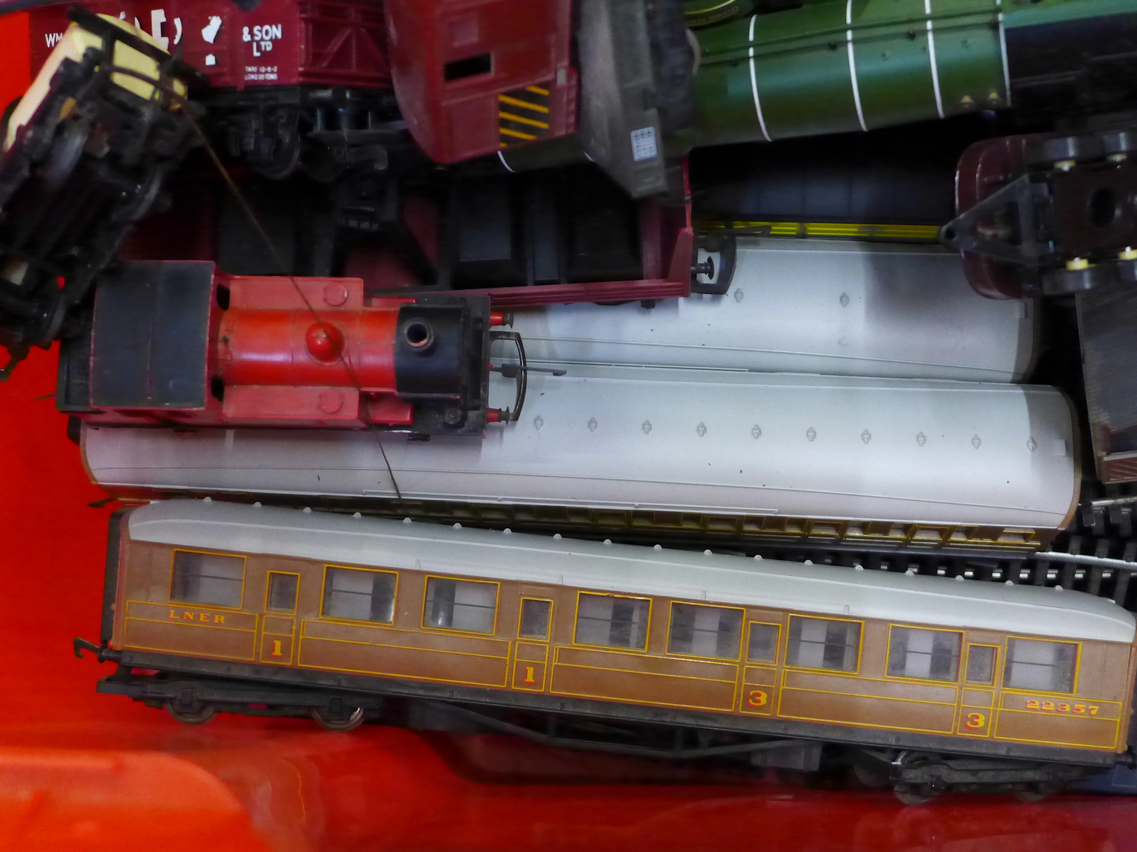 Model rail, a Hornby catalogue, Days Gone Trackside vehicle, boxed, etc. - Image 3 of 3