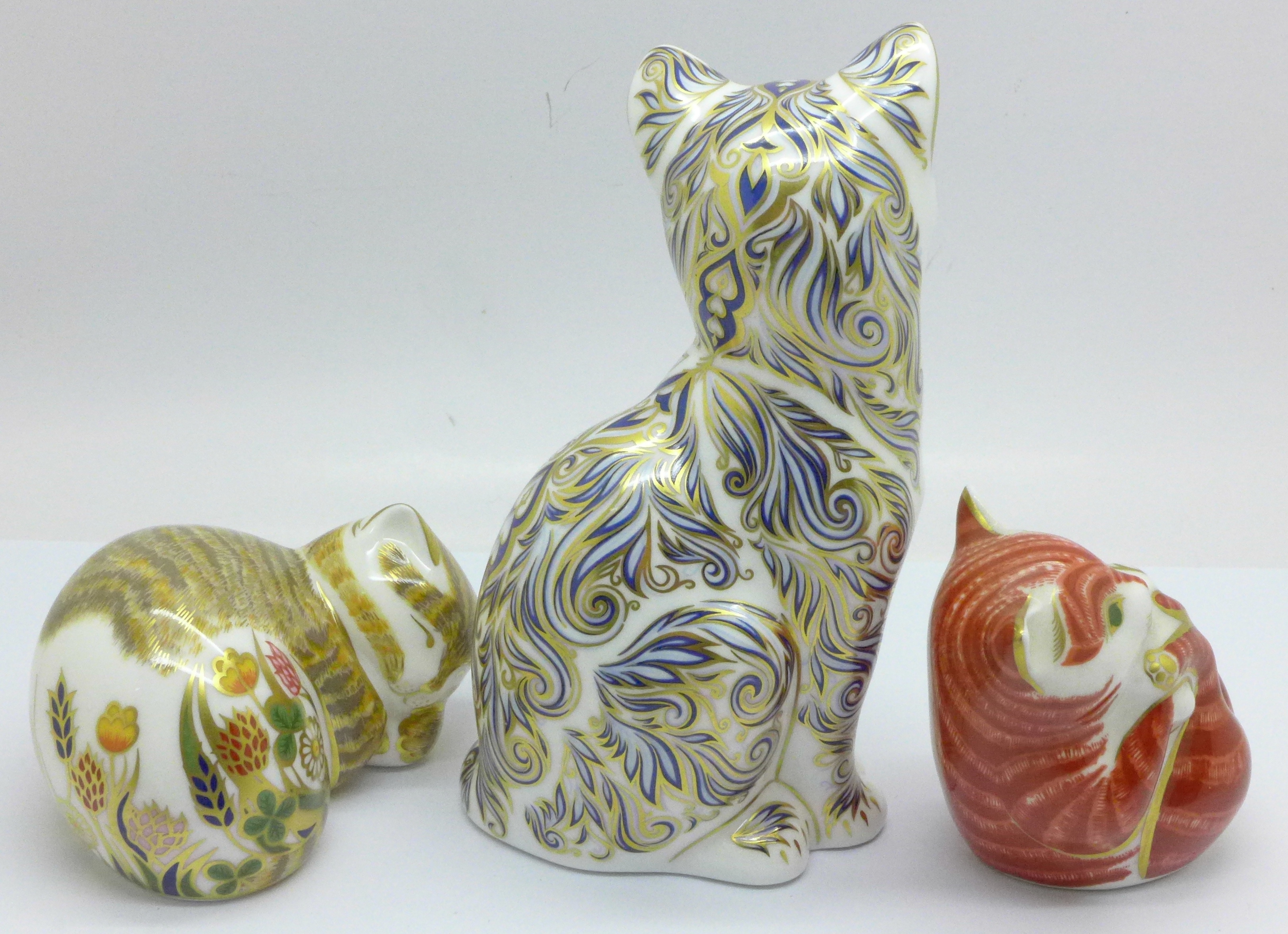 Three Royal Crown Derby paperweights, Majestic Cat, 1061 of 3500, silver stopper, Playful Ginger - Image 5 of 12