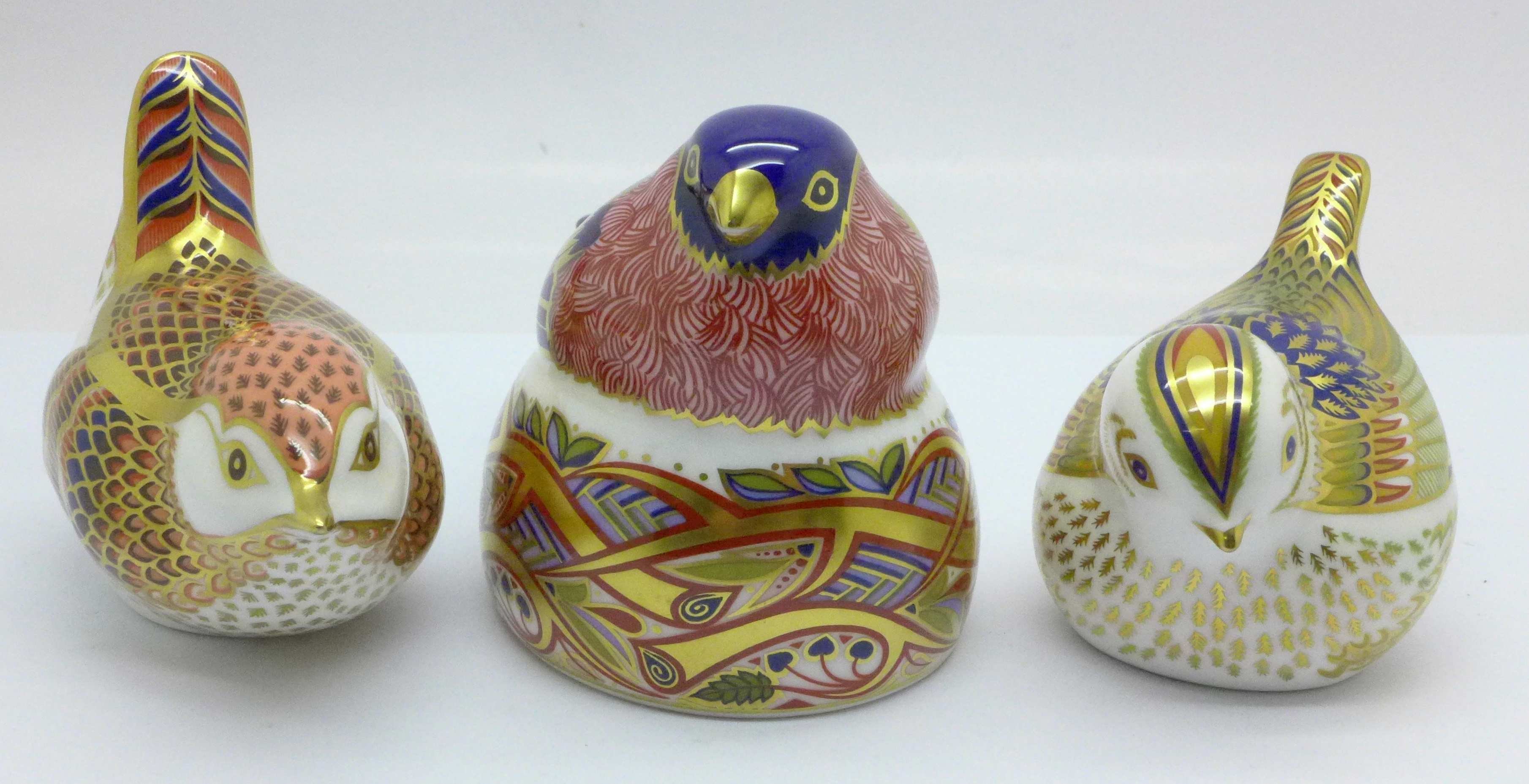 Three Royal Crown Derby paperweights, Nesting Bullfinch, Derby Wren and Firecrest (Collectors