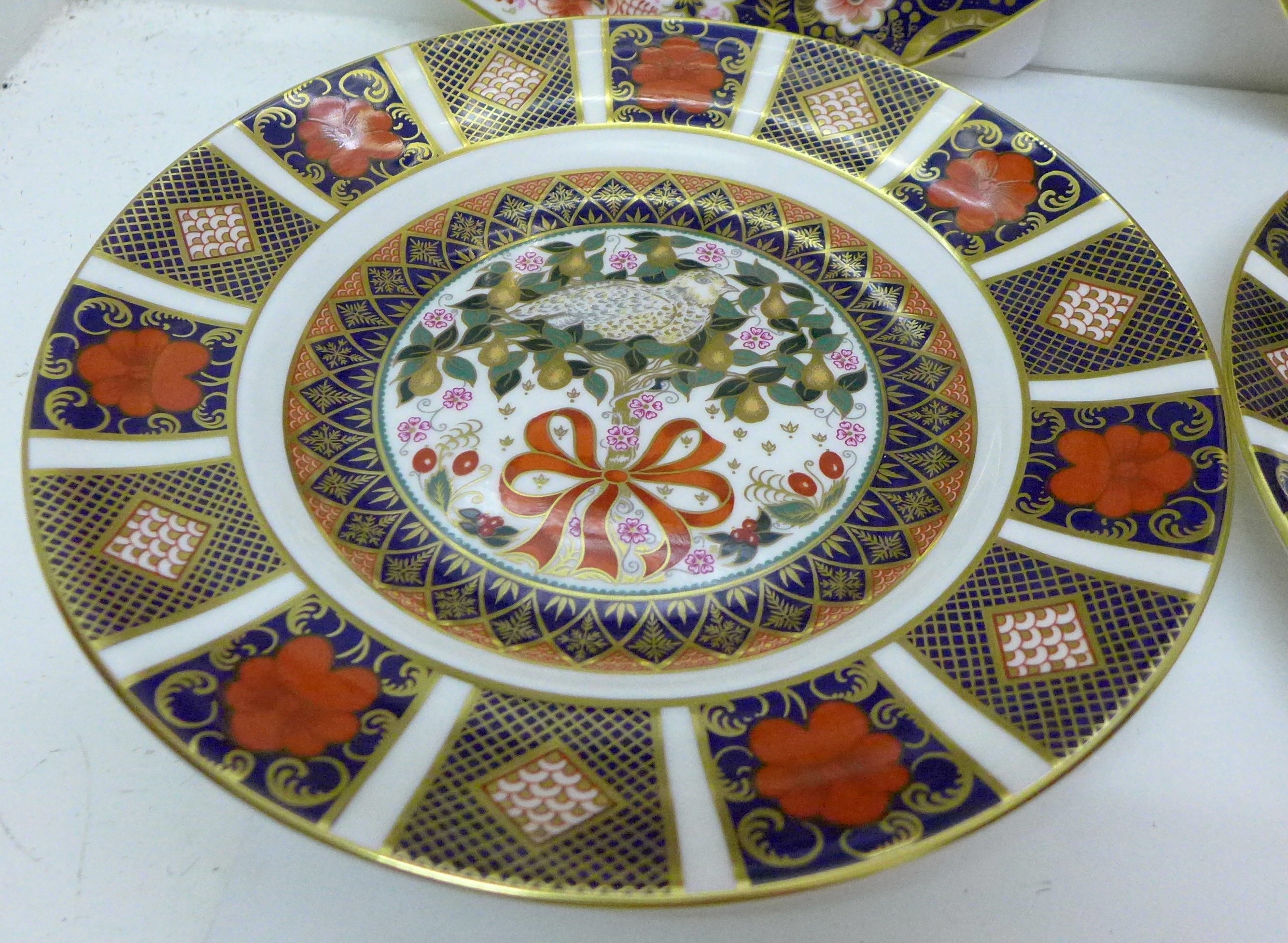 Six Royal Crown Derby Old Imari limited edition Christmas plates, 1984, 1993, 1994, 1995, 1996 and - Image 7 of 9