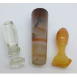 A crystal glass seal, an agate seal and an agate handle/seal