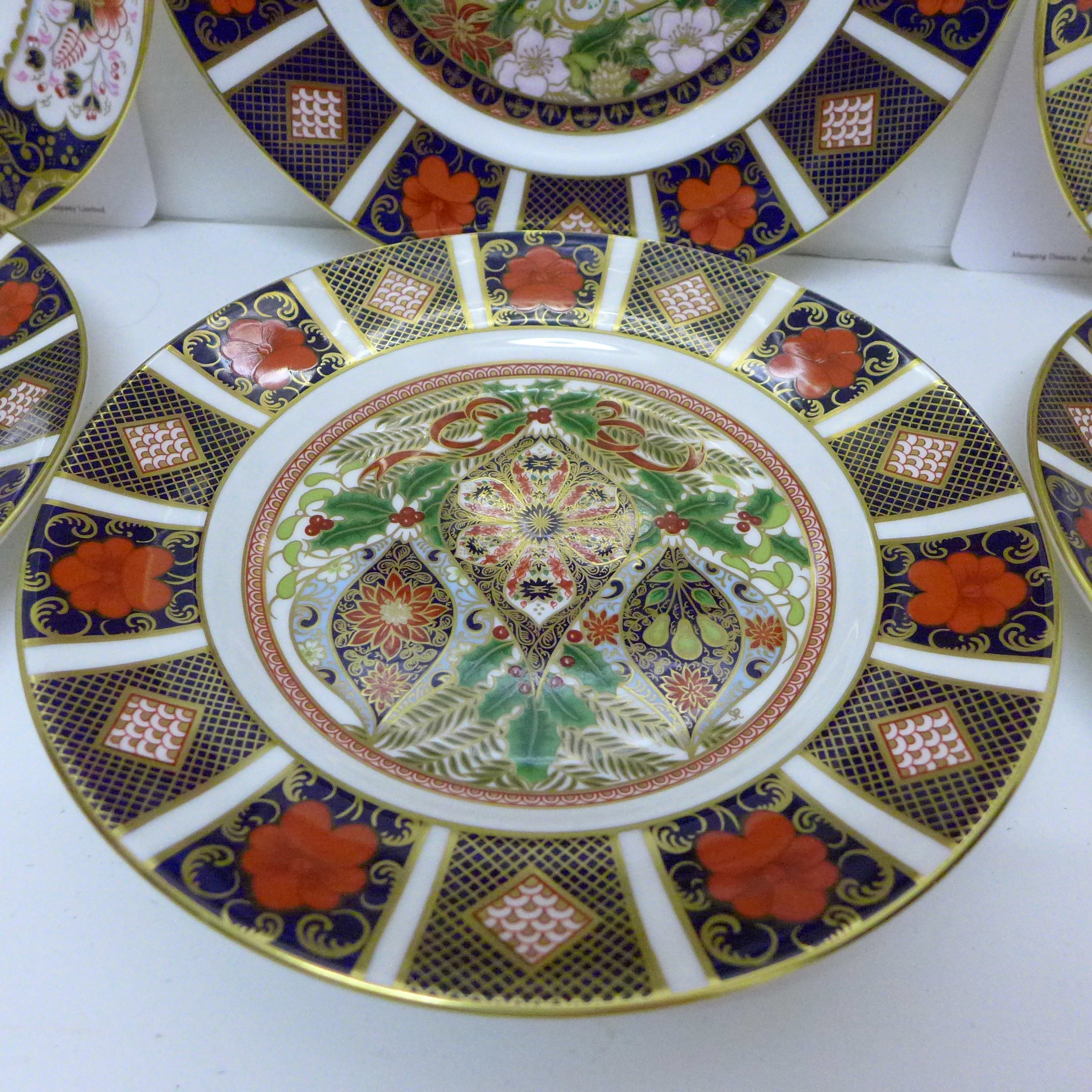 Six Royal Crown Derby Old Imari limited edition Christmas plates, 1984, 1993, 1994, 1995, 1996 and - Image 6 of 9