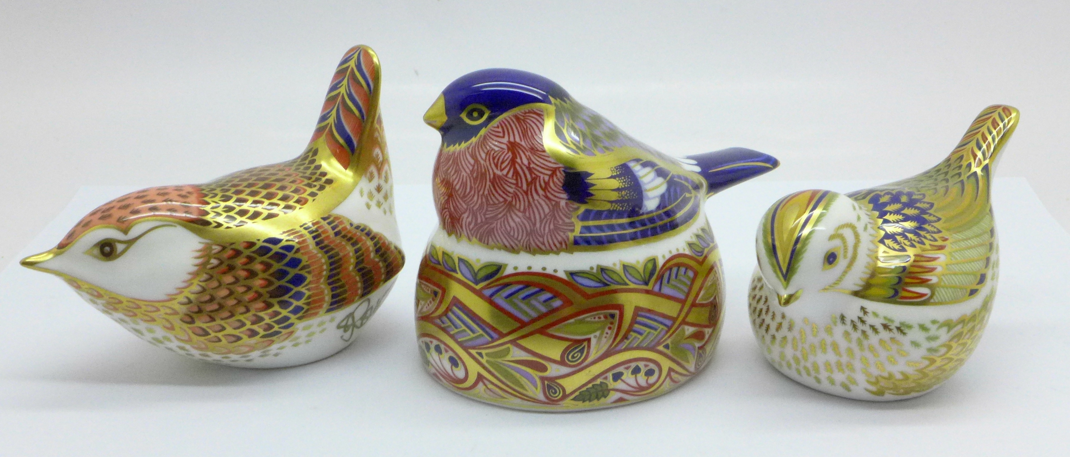 Three Royal Crown Derby paperweights, Nesting Bullfinch, Derby Wren and Firecrest (Collectors - Image 2 of 6