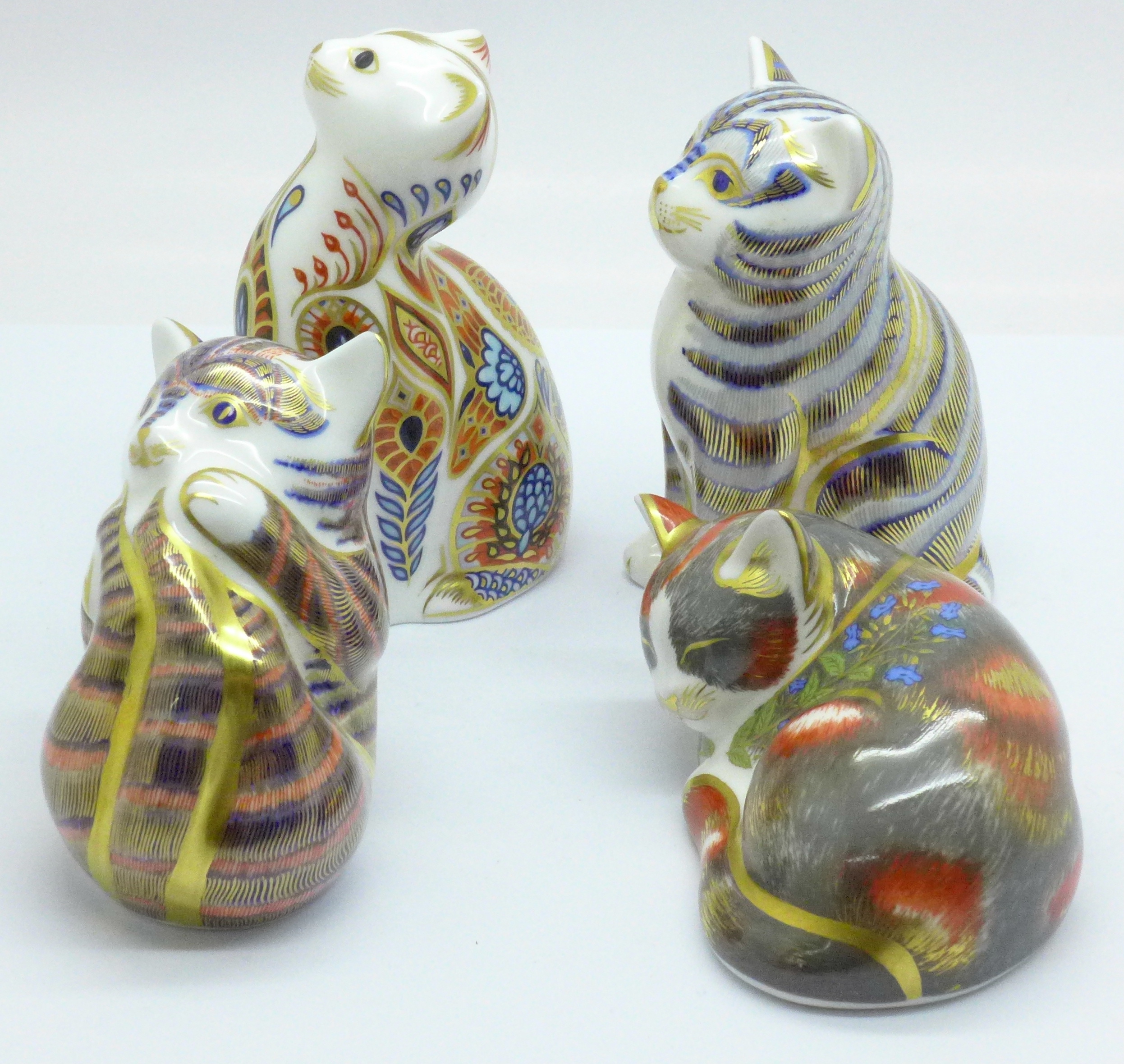 Four Royal Crown Derby paperweights, Siamese Kitten, Playful Kitten, Grey Kitten and Catnip - Image 2 of 6