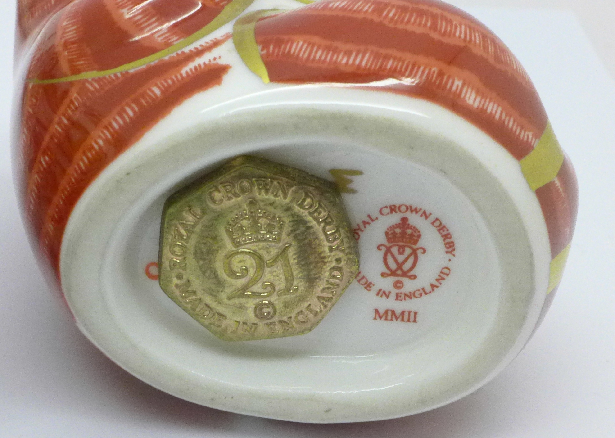 Three Royal Crown Derby paperweights, Majestic Cat, 1061 of 3500, silver stopper, Playful Ginger - Image 11 of 12