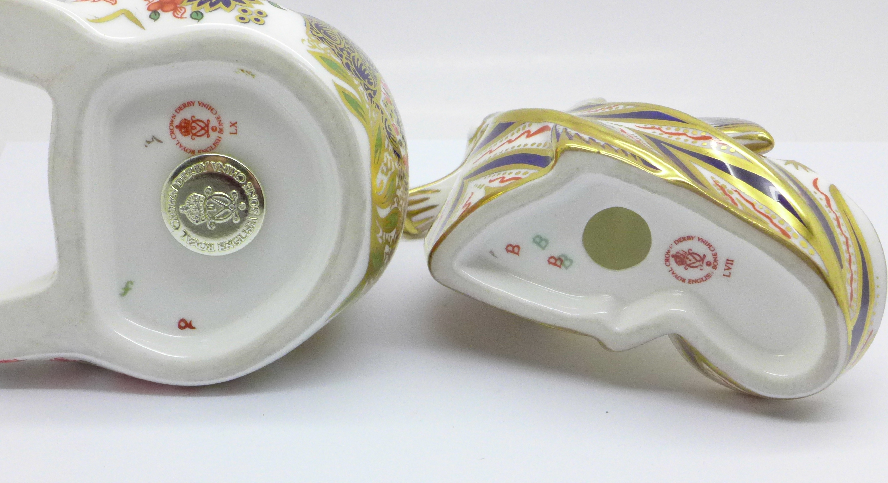 A Royal Crown Derby Imari Honey Bear paperweight with silver stopper, boxed, and a Royal Crown Derby - Image 5 of 5