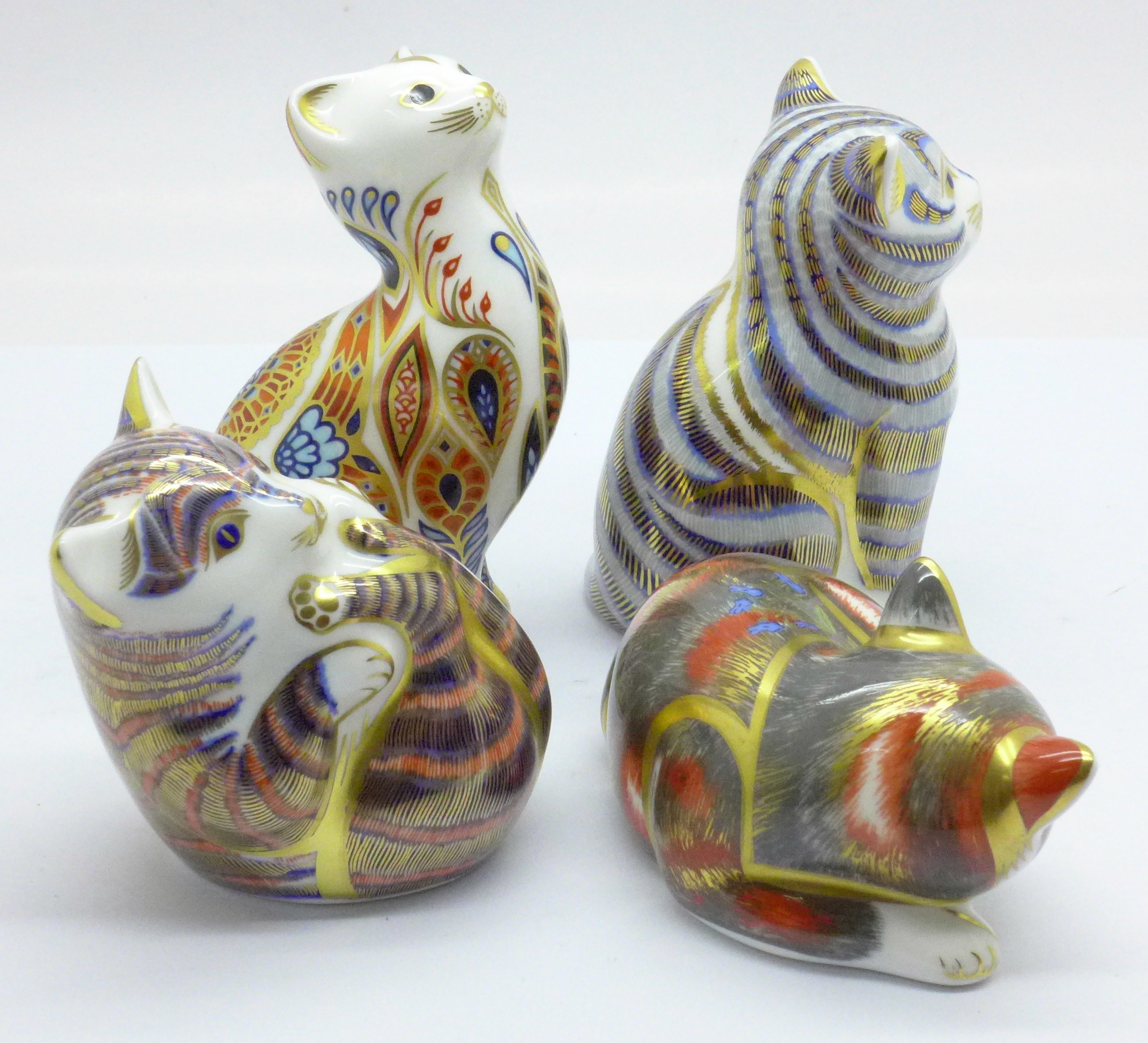 Four Royal Crown Derby paperweights, Siamese Kitten, Playful Kitten, Grey Kitten and Catnip - Image 4 of 6