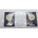 The Queen Elizabeth II birthday coins; 2016 EIIR 90 £5 and 2021 EIIR £5