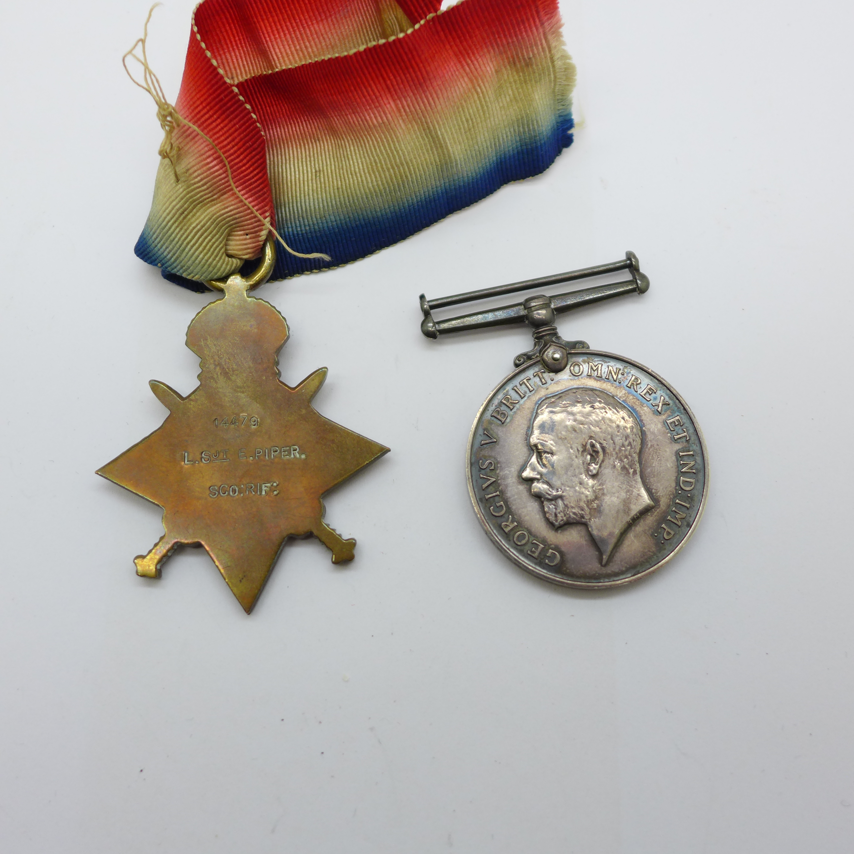 A pair of WWI medals, 14479 to E. Piper Scottish Rifles, the War Medal marked Cpl. and the Star - Bild 2 aus 3