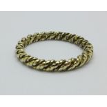 A 9ct gold rope twist ring, 1.9g, K