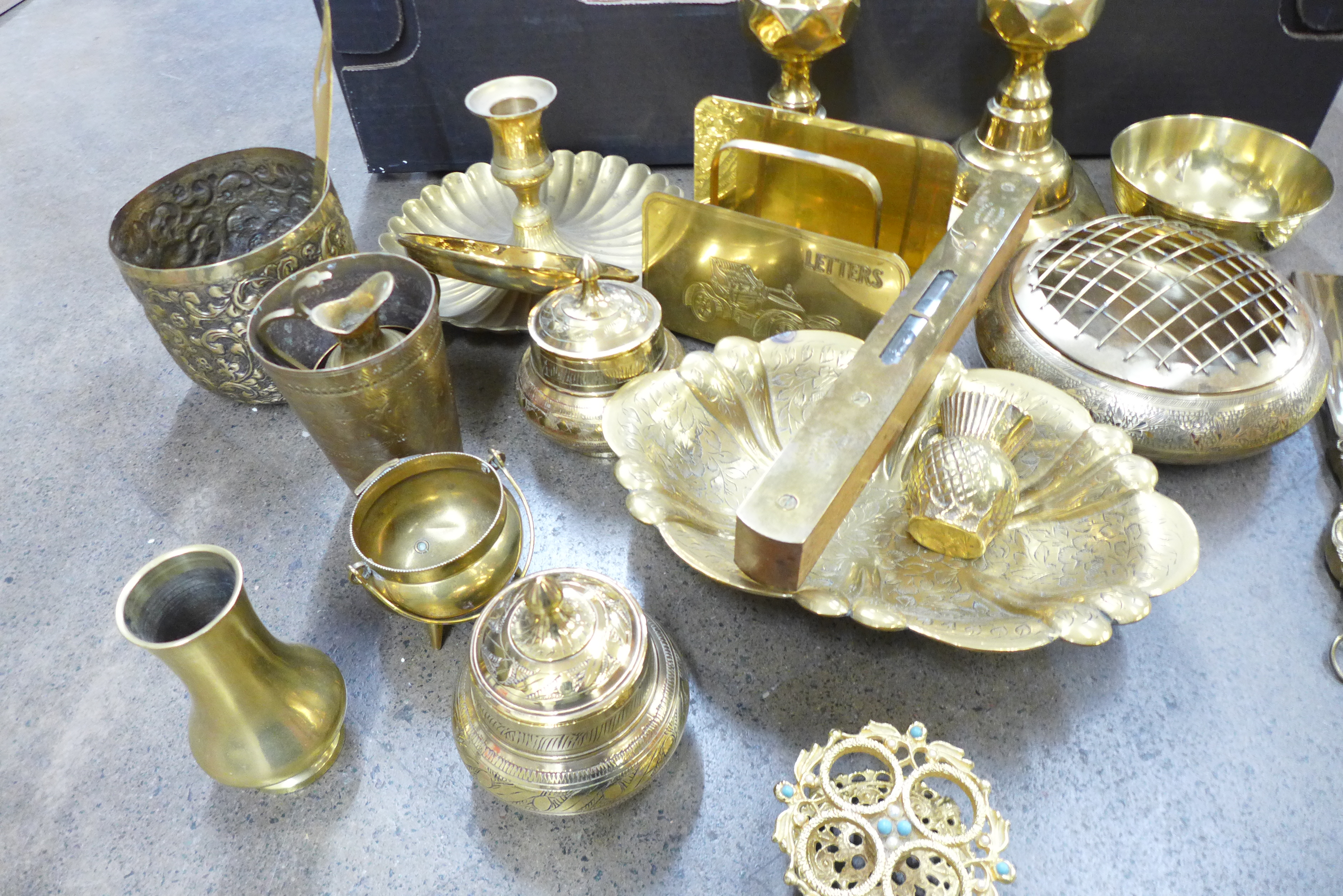 Two boxes of mixed brass, a pair of candlesticks, five table lamps, swan planter, etc. - Image 6 of 7