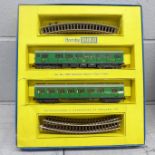 A Hornby Dublo OO gauge set 2050 suburban electric train