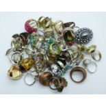 Fashion costume rings