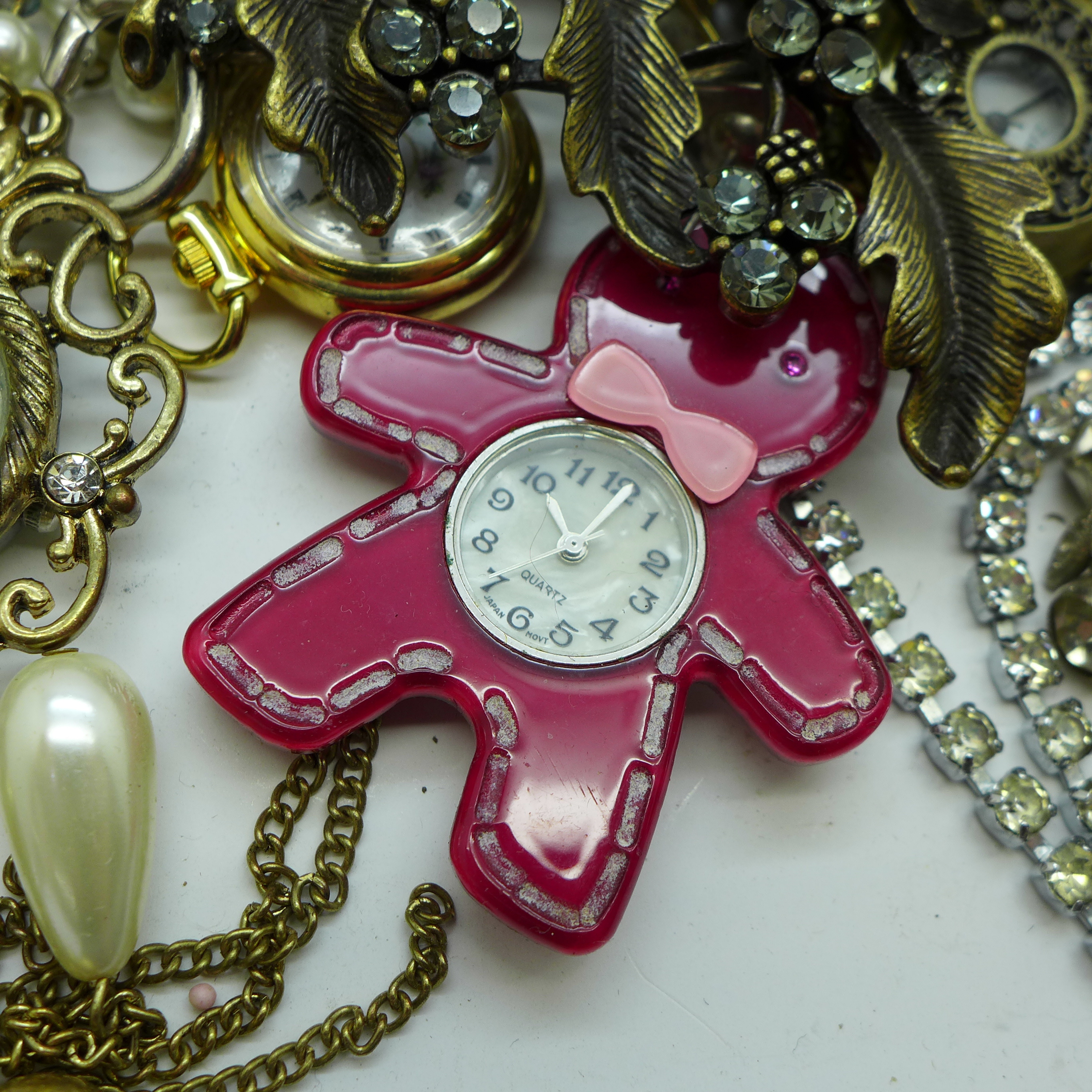 Costume jewellery and pendant watches - Image 4 of 4