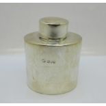 A silver tea caddy, Chester 1899, 83g