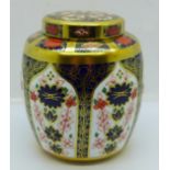 A Royal Crown Derby Imari 1128 pattern ginger jar, 11cm