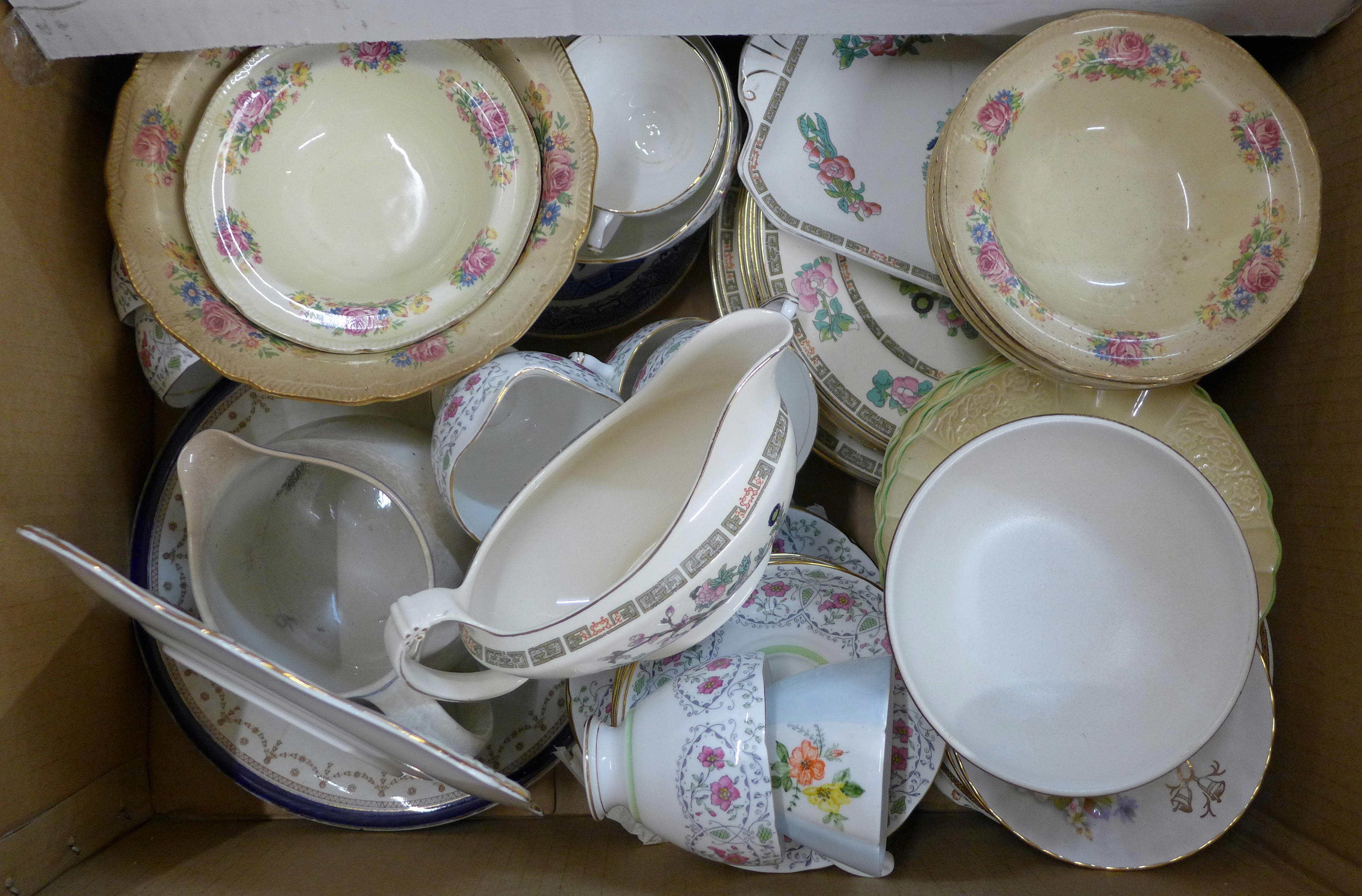 A large collection of china including a Grafton tea service, a novelty breakfast cruet and - Bild 2 aus 3