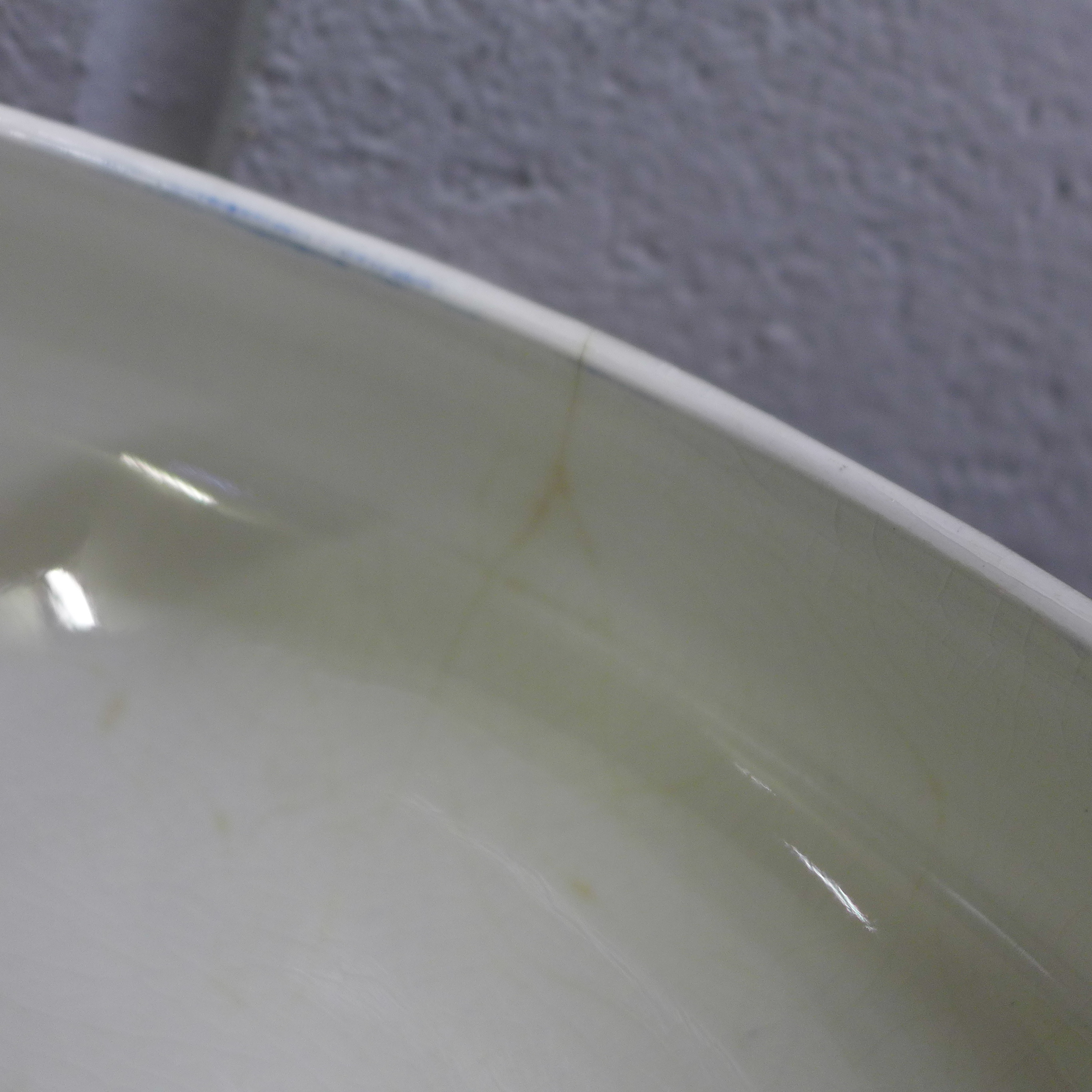 A Booths soup tureen with ladle and eight soup bowls, one bowl chipped and a Wedgwood tureen - Bild 3 aus 7