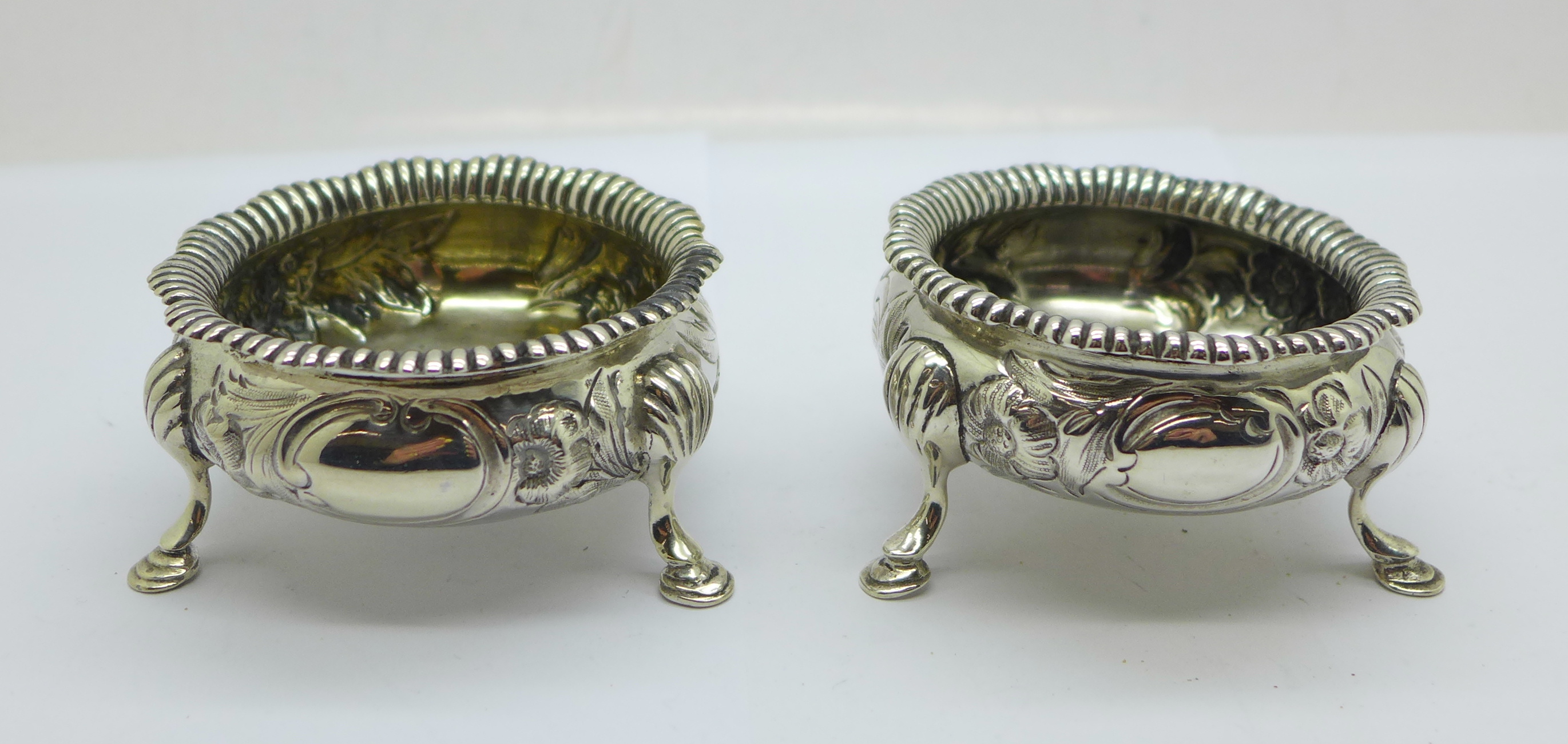 A pair of Victorian silver salts, London 1841, 146g