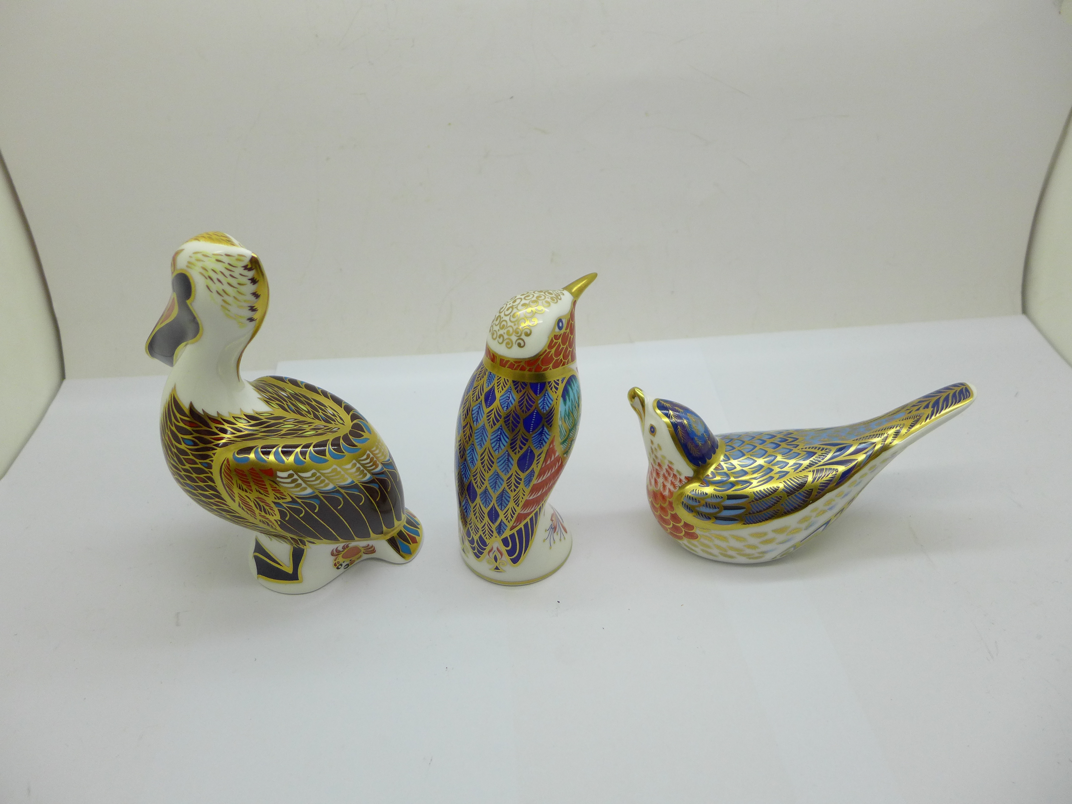 Three Royal Crown Derby paperweights - Hummingbird with gold stopper and box, Bluebird with gold - Image 2 of 3