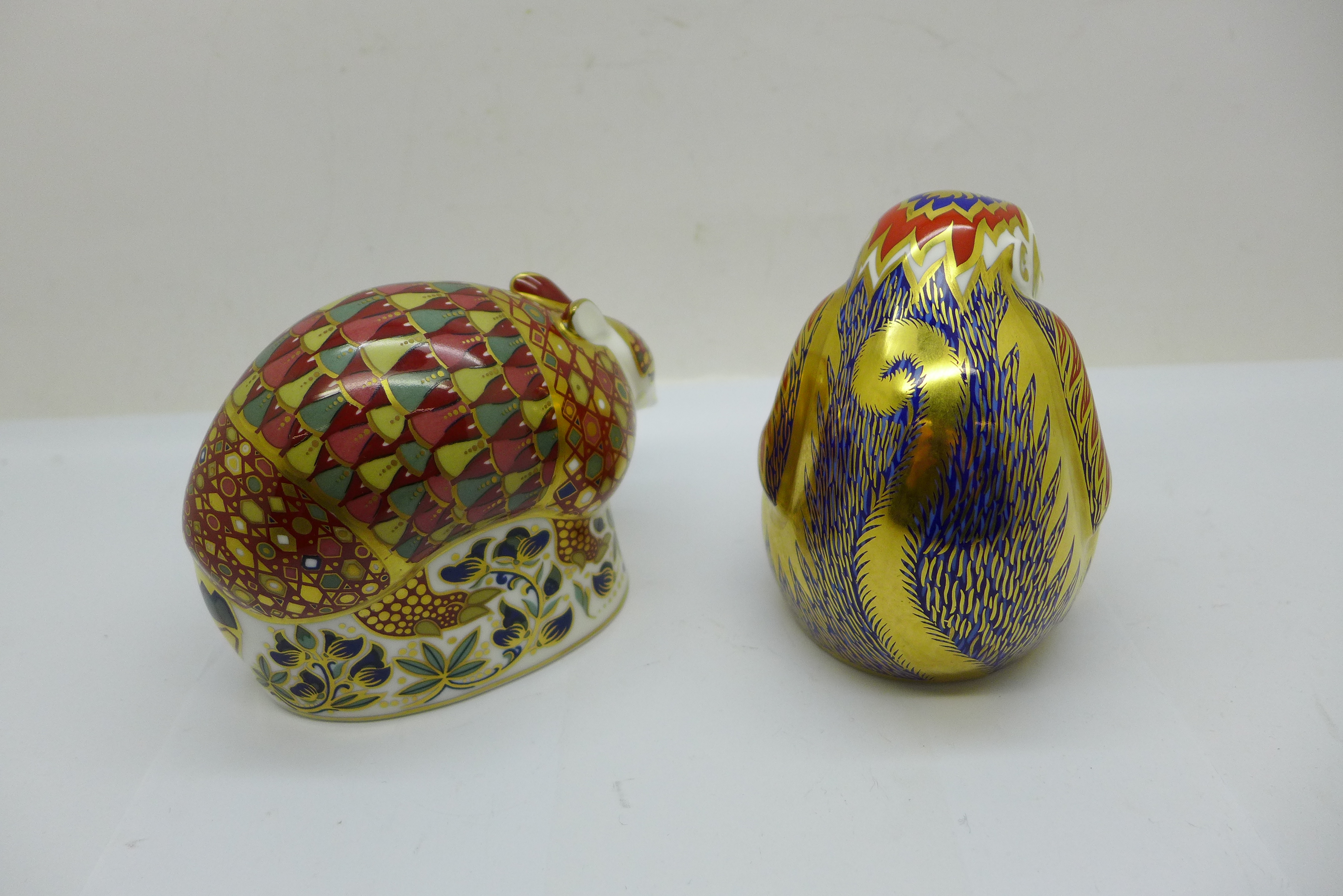 Two Royal Crown Derby paperweights - Monkey and Baby, launched in 1992 (the Chinese Year of the - Bild 2 aus 3