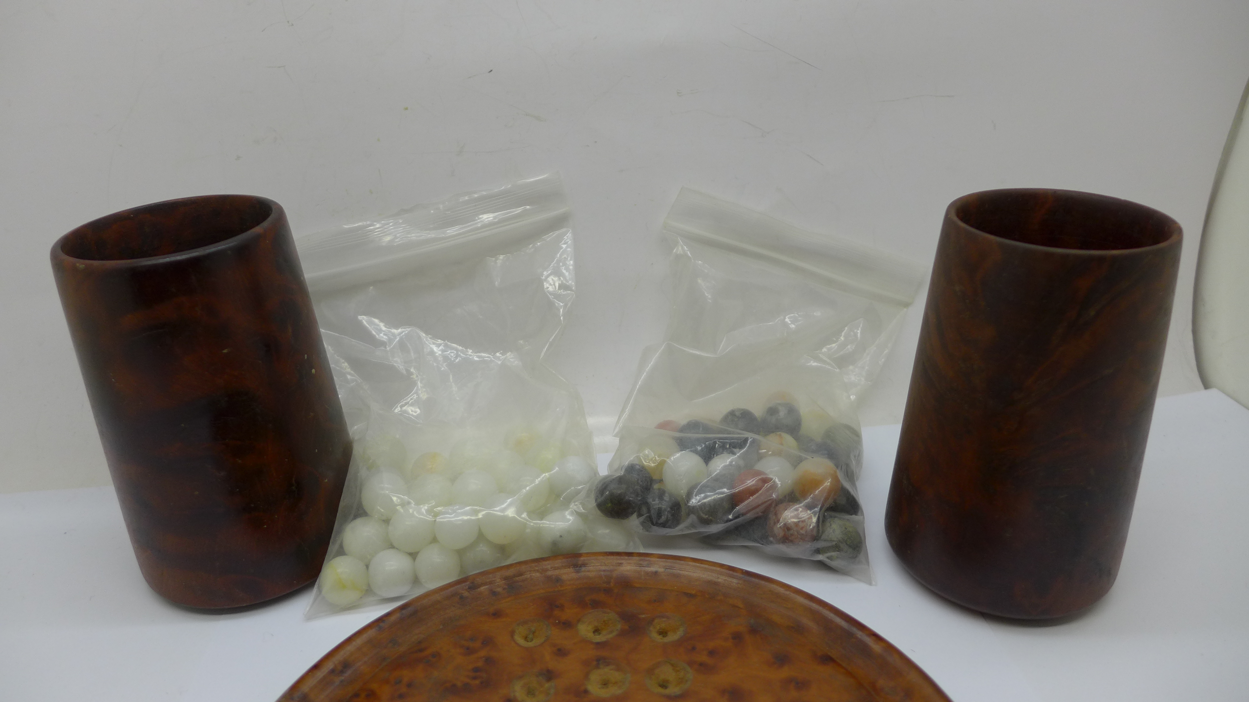A thuya wood solitaire set with two sets of natural stone marbles and two dice cups - Image 2 of 2