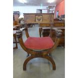 An early 20th Century oak Savaranola chair