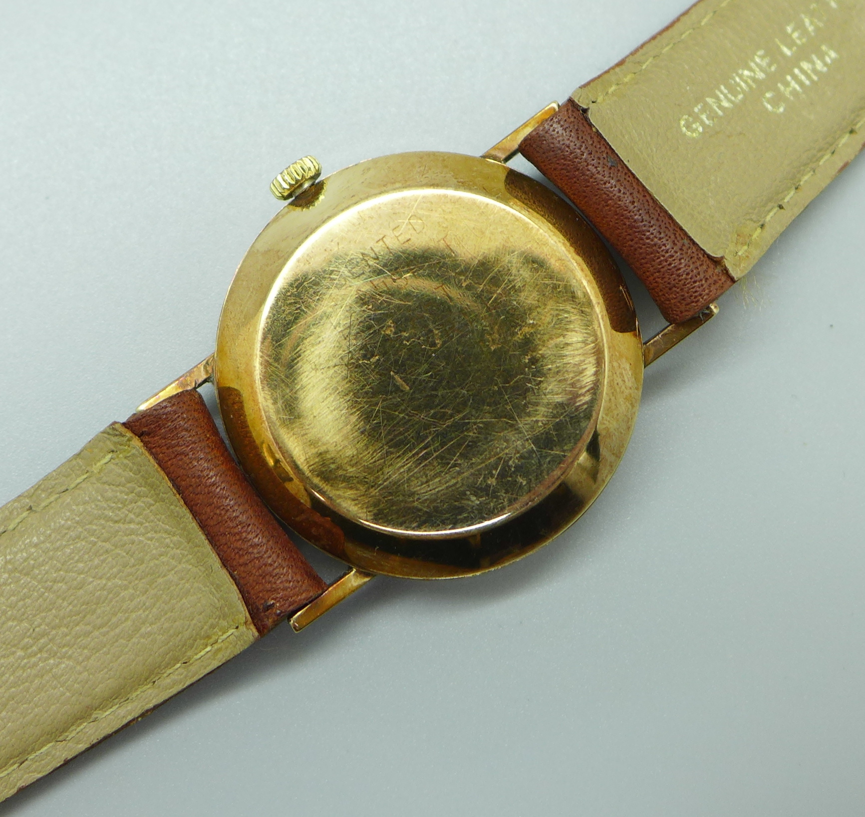 A gentleman's 9ct gold Summit wristwatch, the case back bears faint Barton Transport inscription - Image 7 of 14