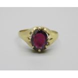 A 9ct gold and garnet ring, 2.8g, X