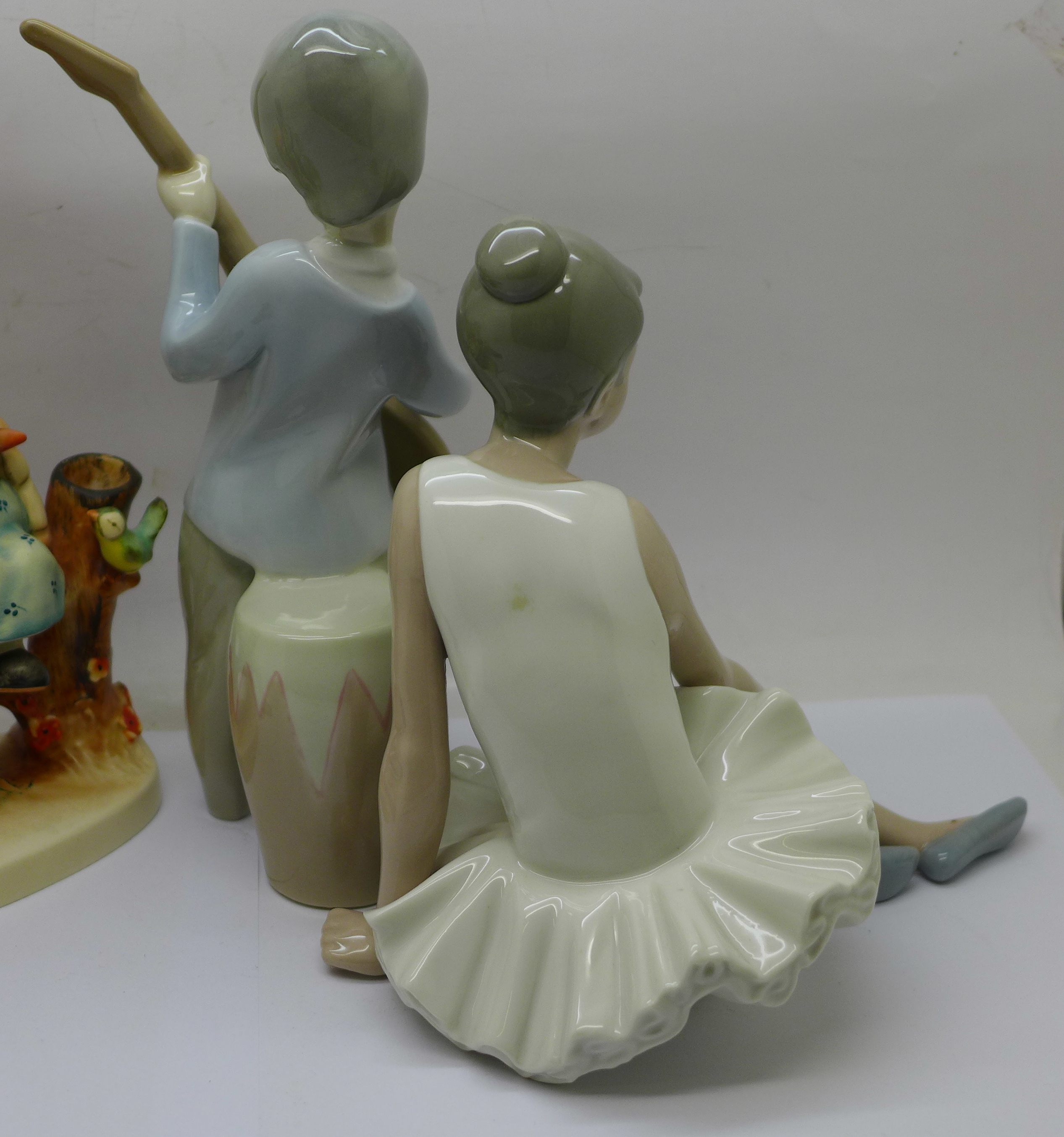 Four figures, B&G Denmark, Lladro, Nao and Hummel, Hummel figure a/f (small chip on one head) - Image 7 of 10