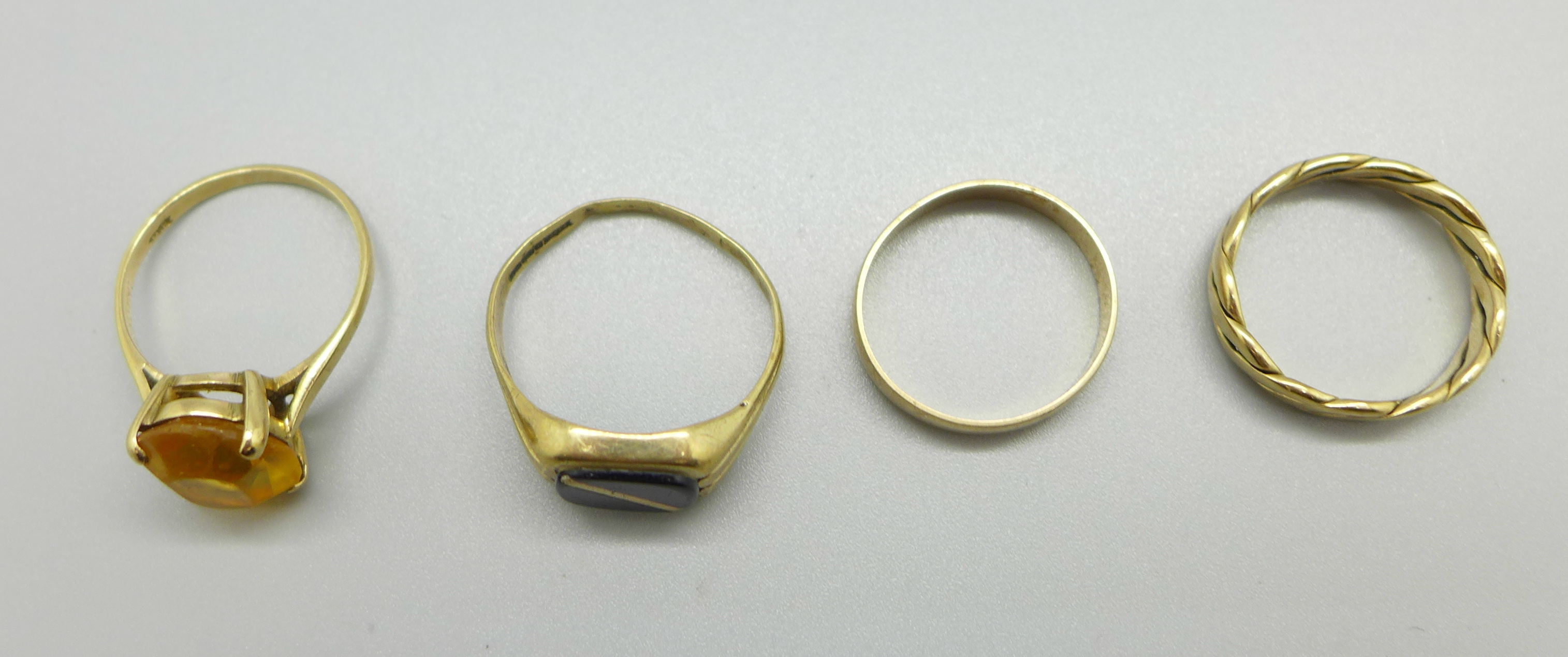 Four 9ct gold rings, total weight 9.5g - Image 4 of 4