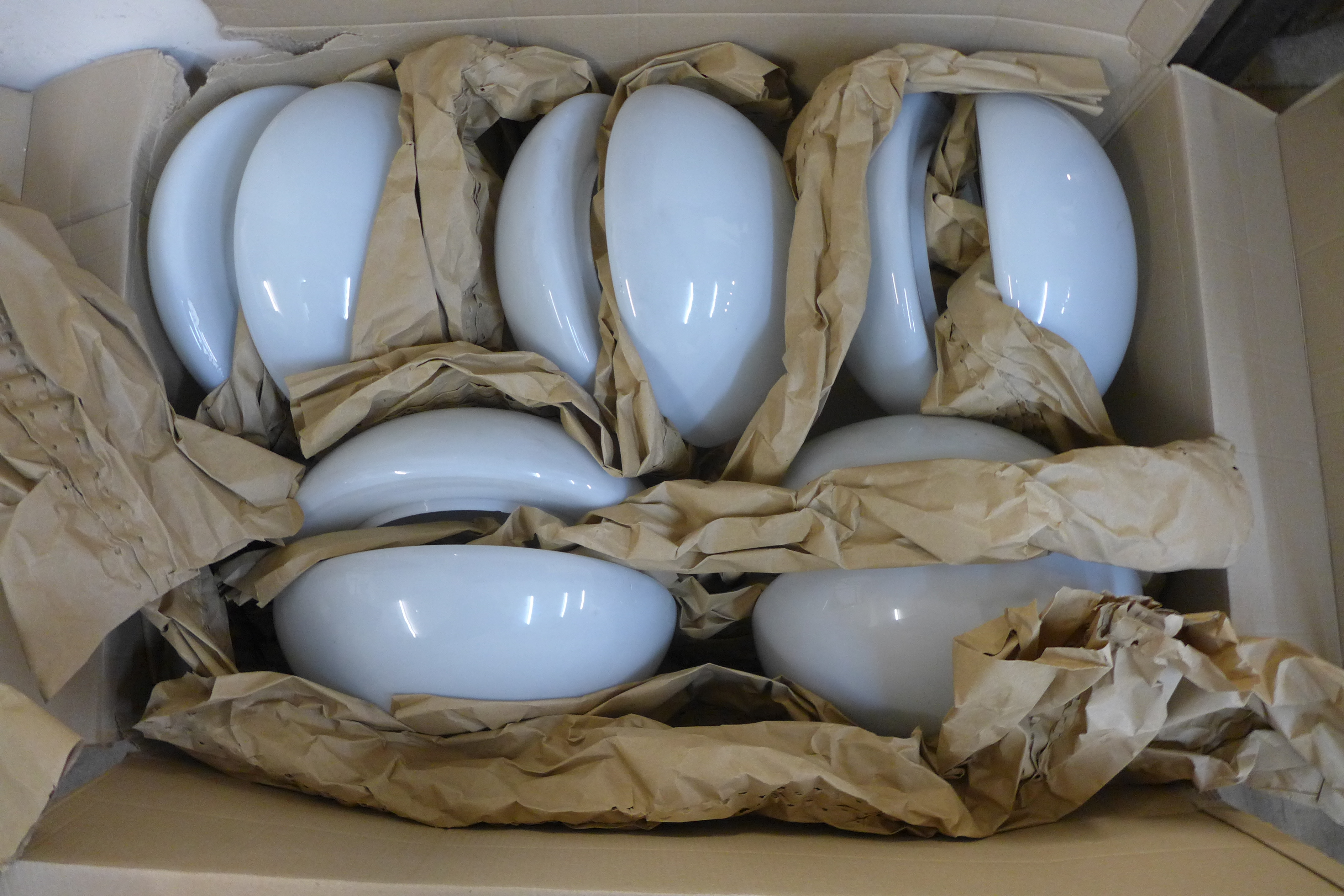 A set of fourteen opaline glass ceiling light shades, with eleven fittings - Bild 2 aus 2