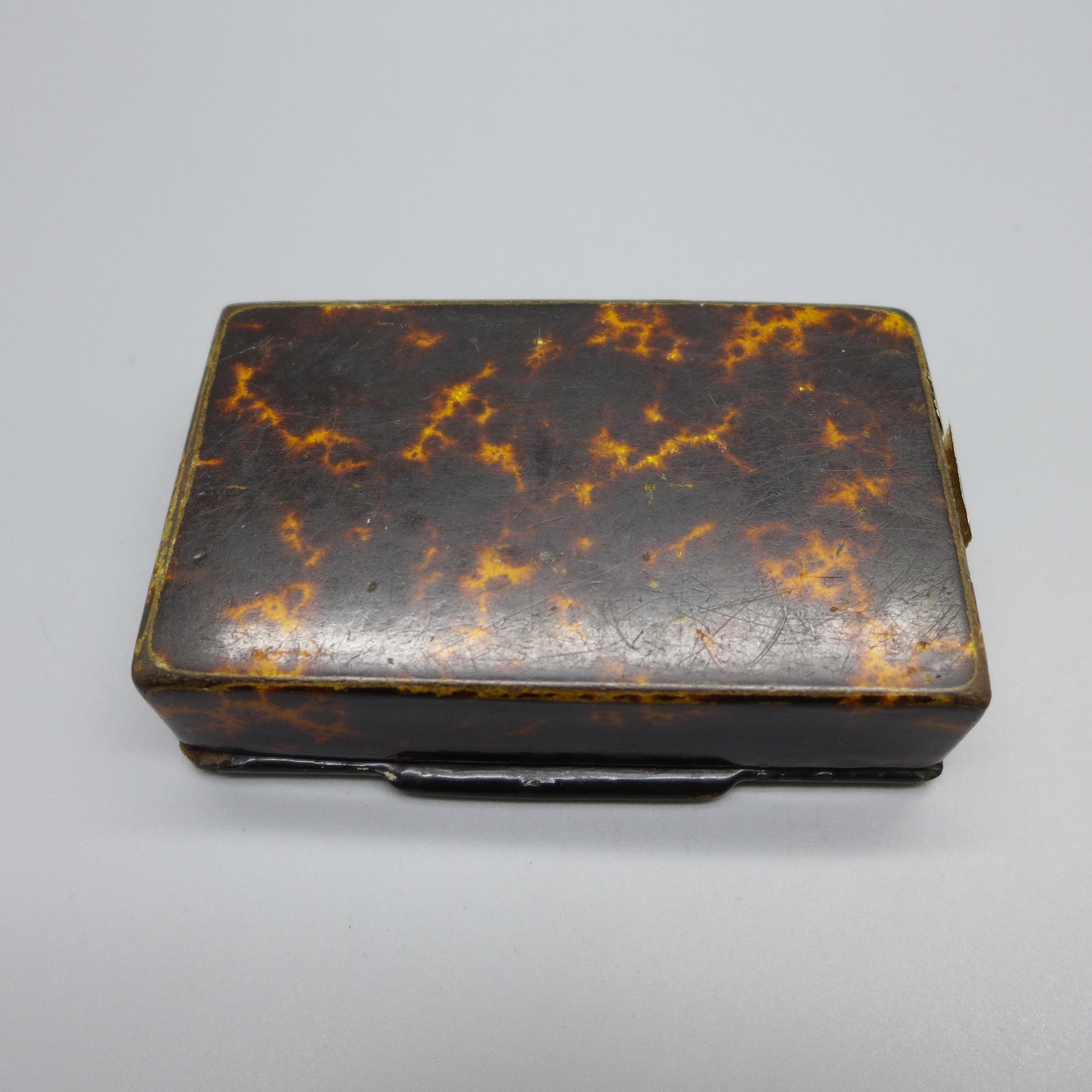 A 19th Century papier-mache and faux tortoiseshell snuff box - Bild 10 aus 10