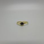 A 9ct gold and sapphire solitaire ring, 0.9g, M