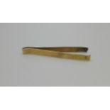 A scrap 15ct gold band, a/f, 1.5g