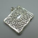 A silver vesta case by Henry Matthews, Birmingham 1900