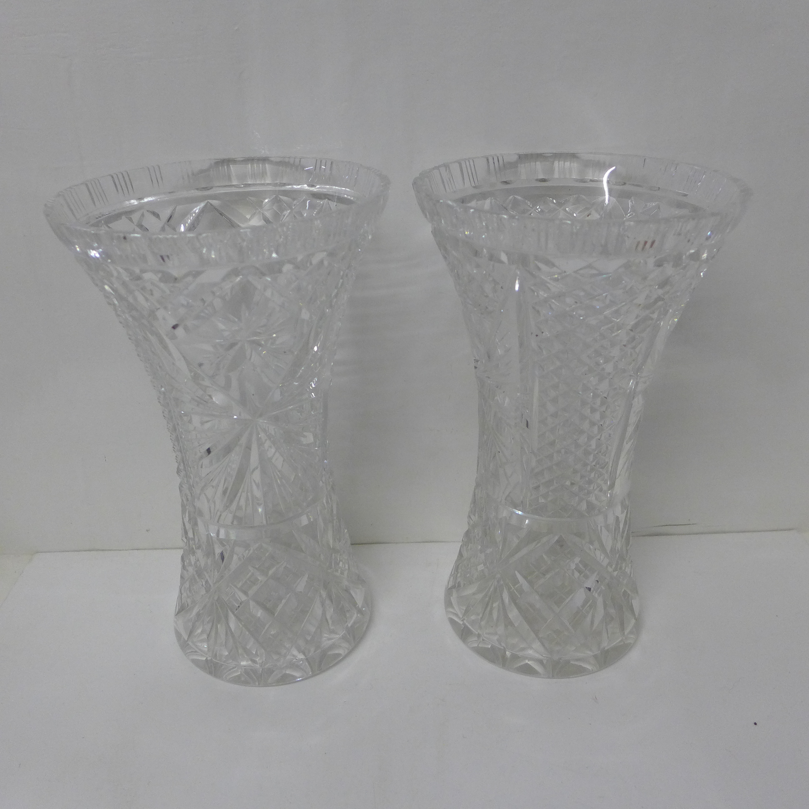 A pair of large crystal glass vases - Image 3 of 3