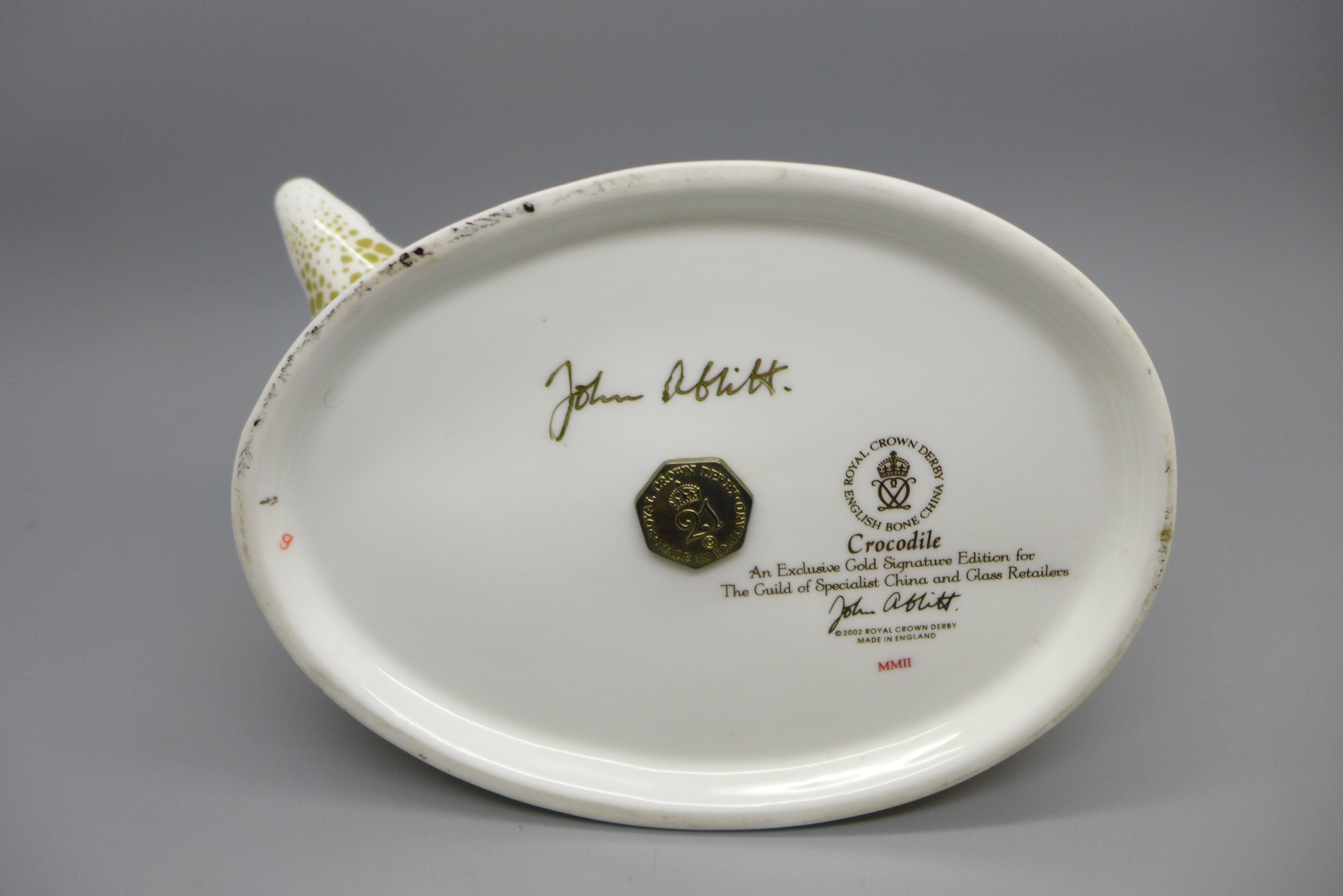 Three Royal Crown Derby paperweights - Crocodile, a gold signature edition commissioned by The Guild - Image 6 of 6