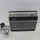 A Roberts R727 radio