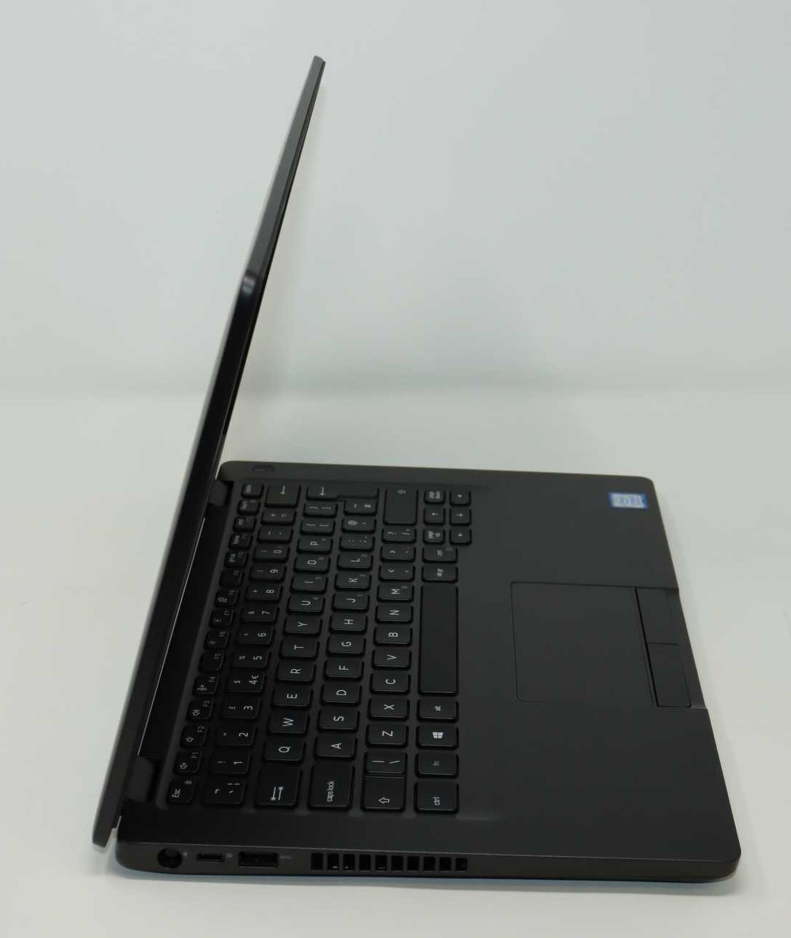 A boxed as new Dell Latitude 5400 14" Laptop in Black with Intel Core i5-8265U 1.60GHZ, 8GB RAM, - Image 10 of 15