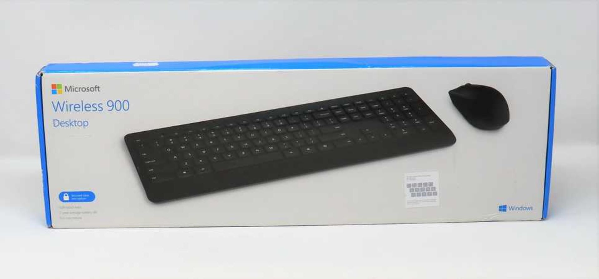 A boxed as new Microsoft Wireless Desktop 900 Keyboard and Mouse in Black (box sealed).